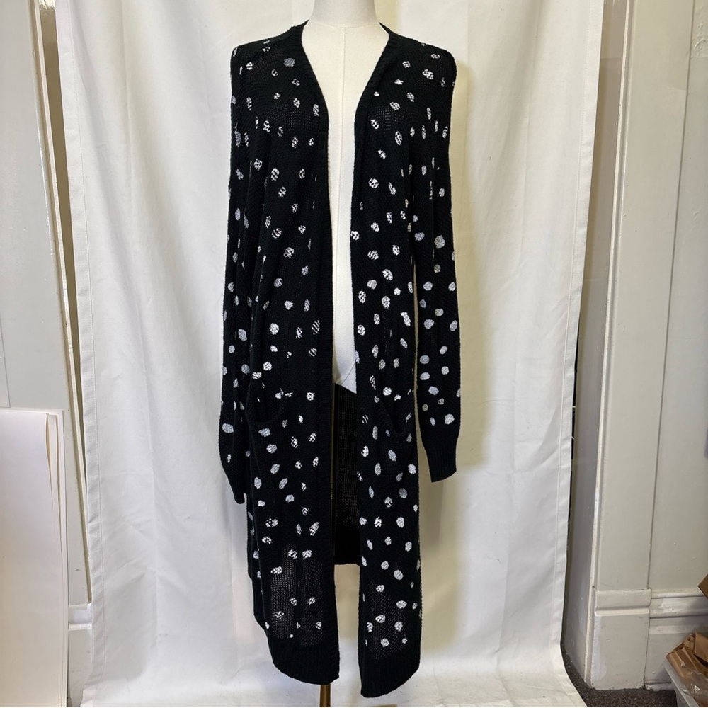 Umgee Black and White Polka Dot Cardigan. EUC. Size Large.